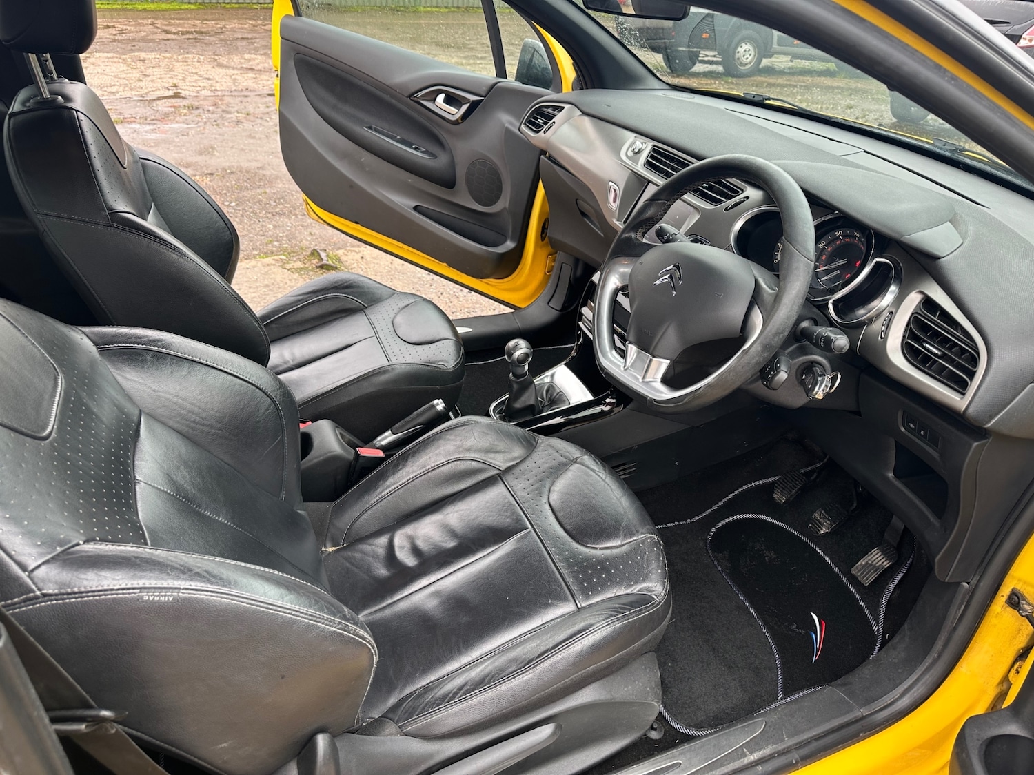 Used Citroen DS3 2016 for sale - 77475127: Photo 12