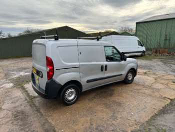 Used Vauxhall Combo 2015 for sale - 73410377: Photo