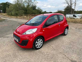 Used Peugeot 107 2014 for sale - 79638172: Photo