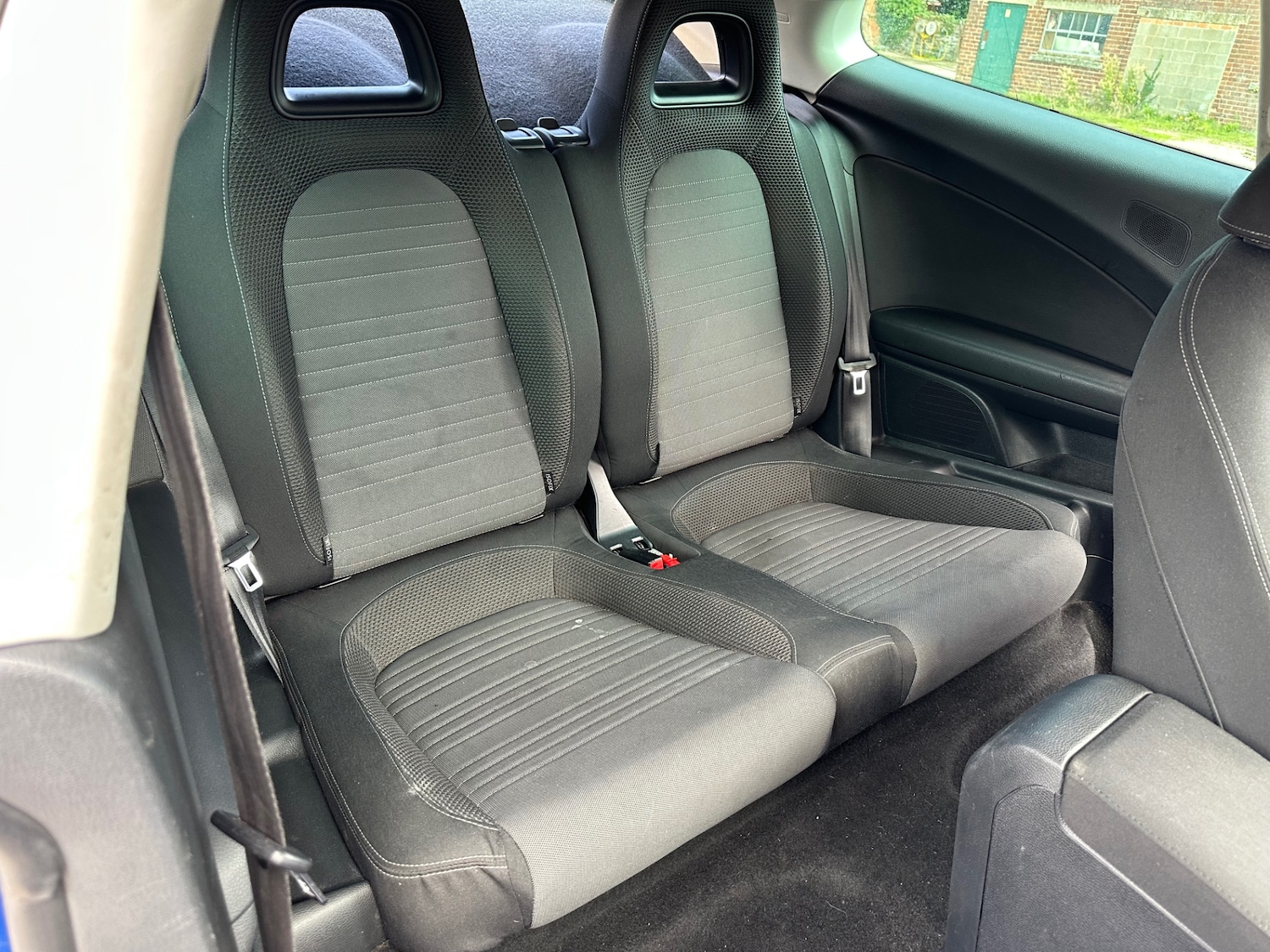 Used Volkswagen Scirocco 2009 for sale - 76091157: Photo 15