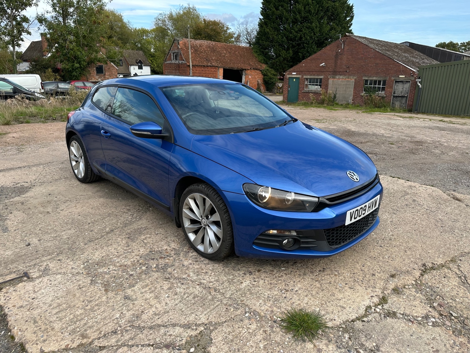 Used Volkswagen Scirocco 2009 for sale - 76091157: Photo 2