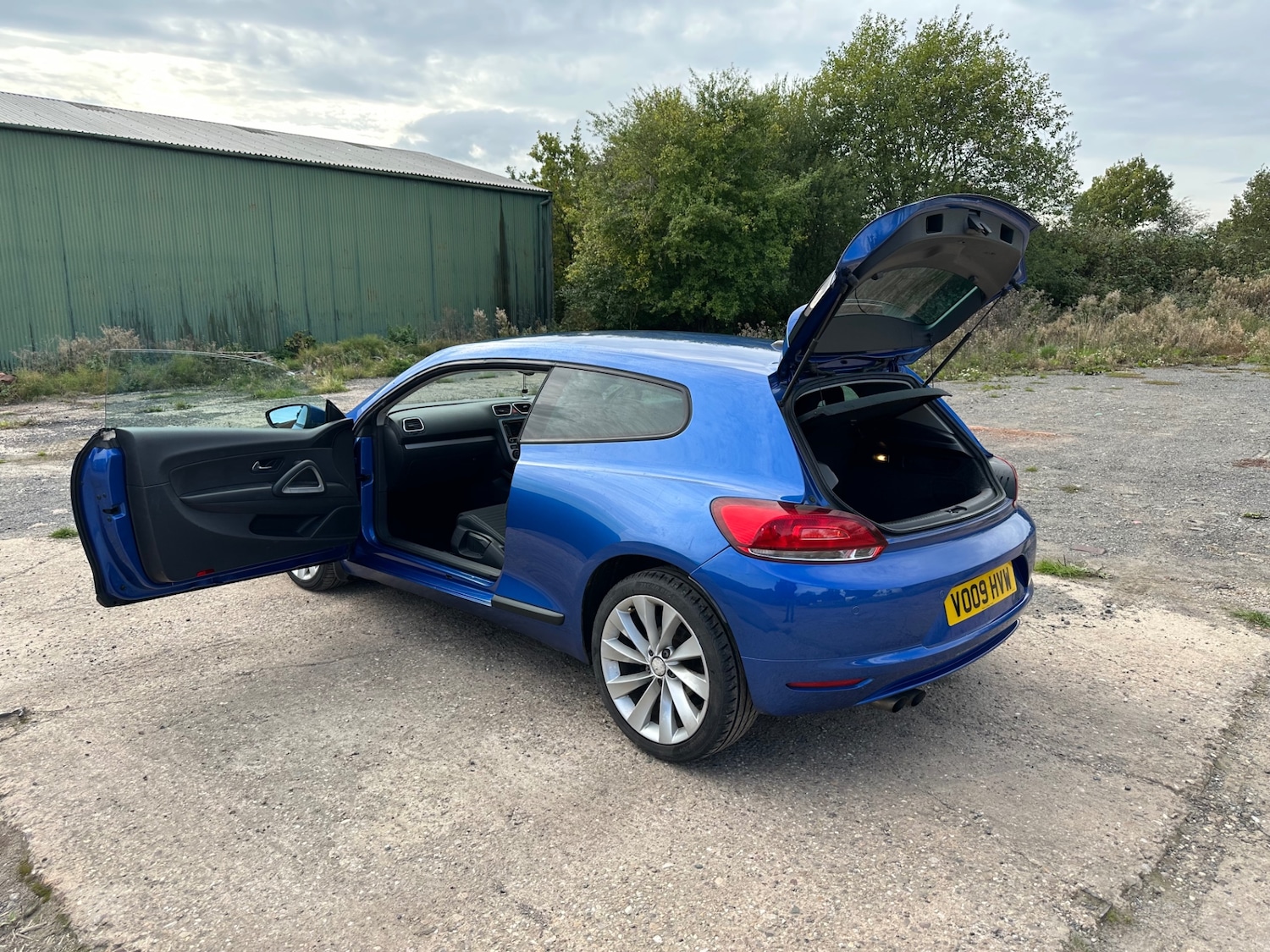 Used Volkswagen Scirocco 2009 for sale - 76091157: Photo 8