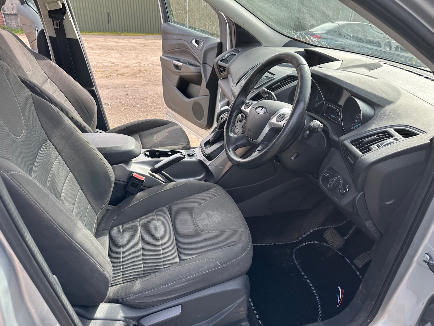 Used Ford Kuga 2015 for sale - 77962064: Photo 12