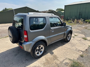 Used Suzuki Jimny 2006 for sale - 75583201: Photo