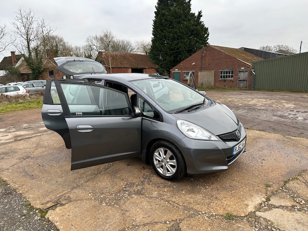 Used Honda Jazz 2012 for sale - 73443167: Photo 6