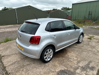 Used Volkswagen Polo 2011 for sale - 78926170: Photo