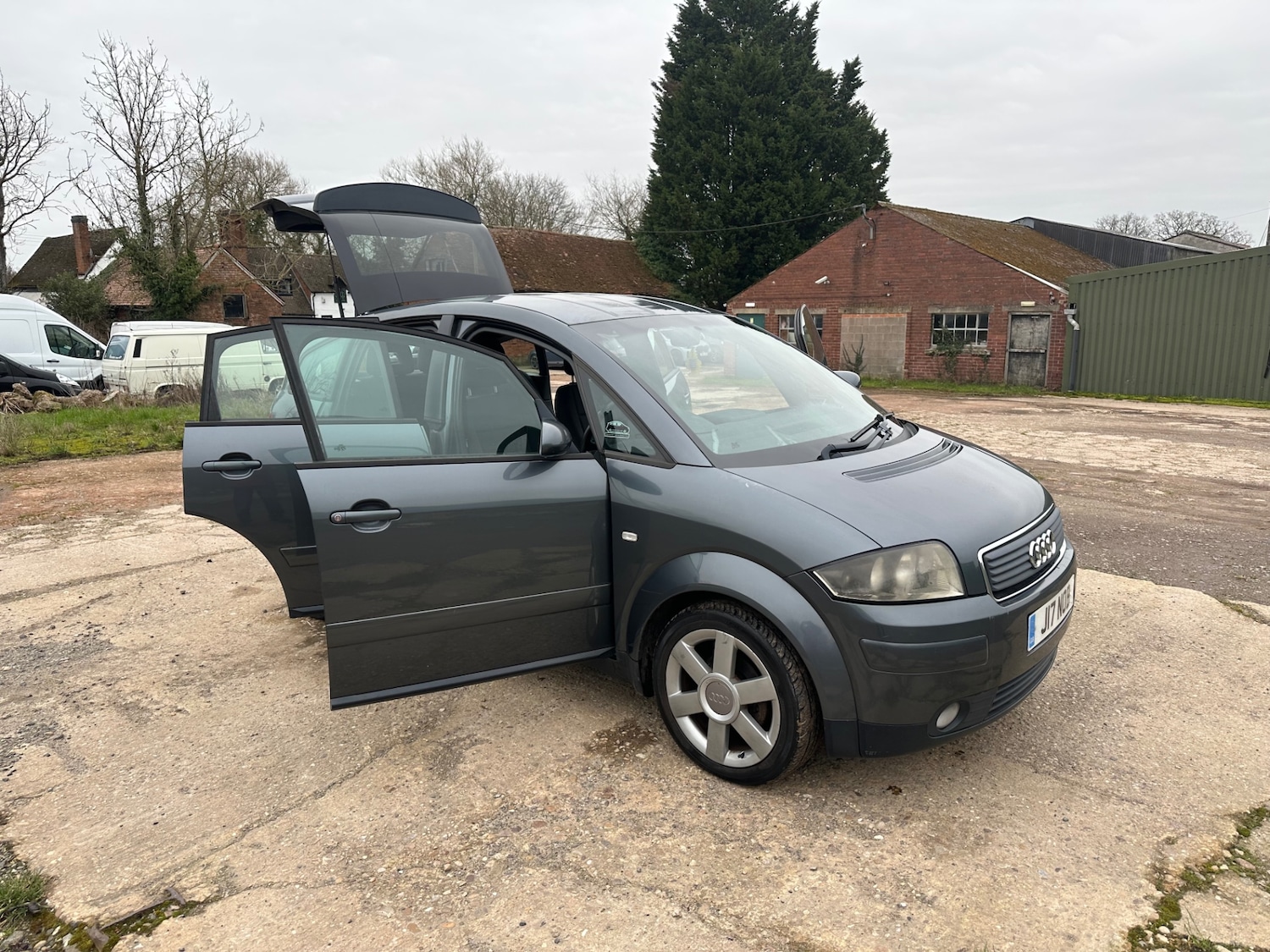Used Audi A2 2003 for sale - 77555479: Photo 6