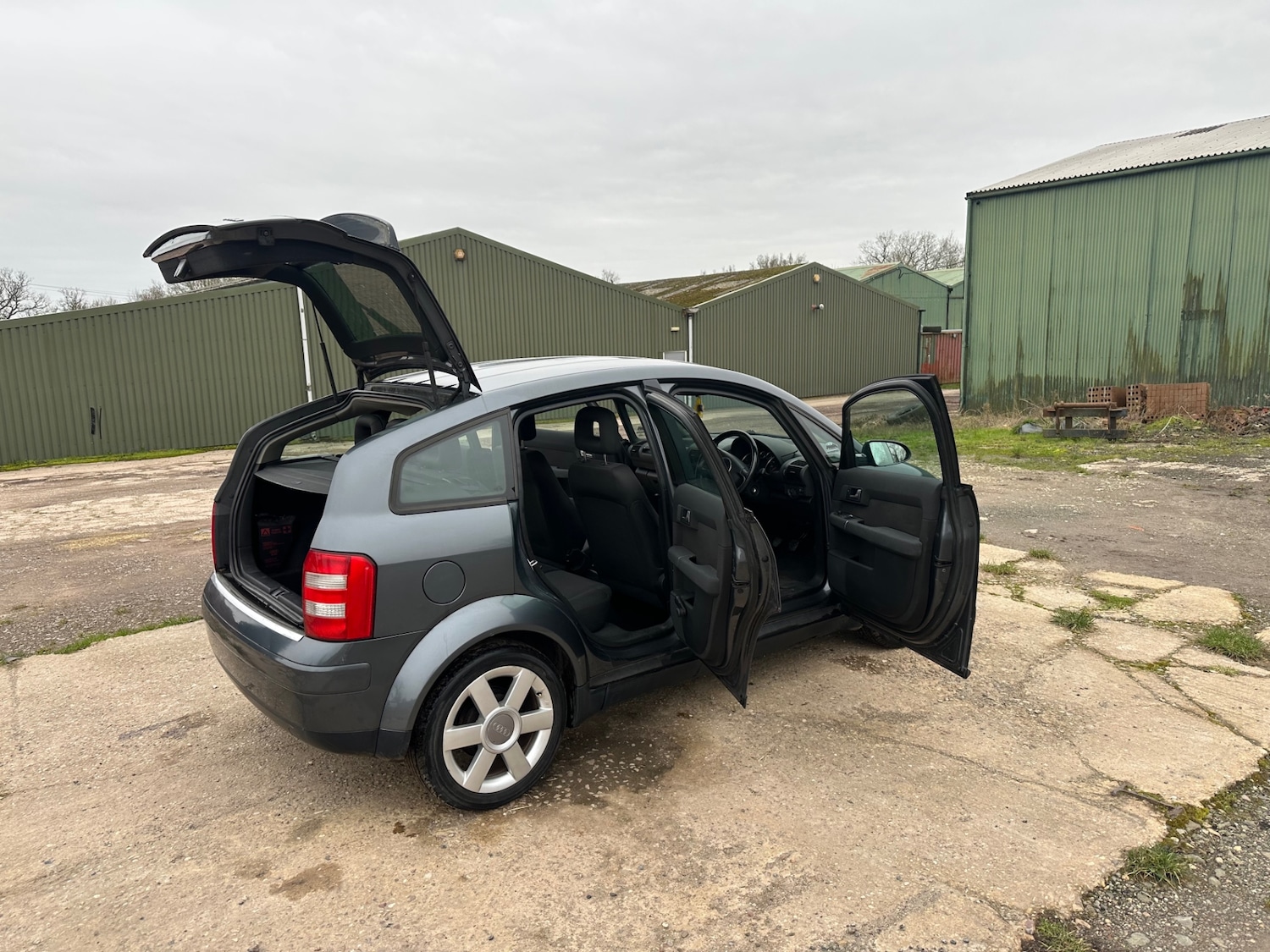 Used Audi A2 2003 for sale - 77555479: Photo 8