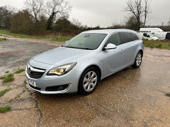 Used Vauxhall Insignia 2016 for sale - 76982650: Photo