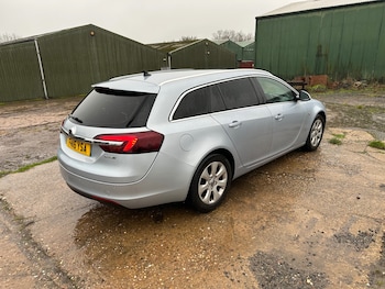 Used Vauxhall Insignia 2016 for sale - 76982650: Photo