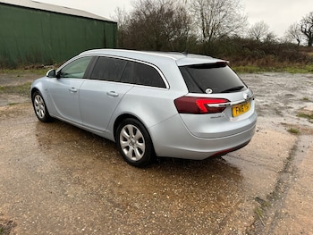 Used Vauxhall Insignia 2016 for sale - 76982650: Photo