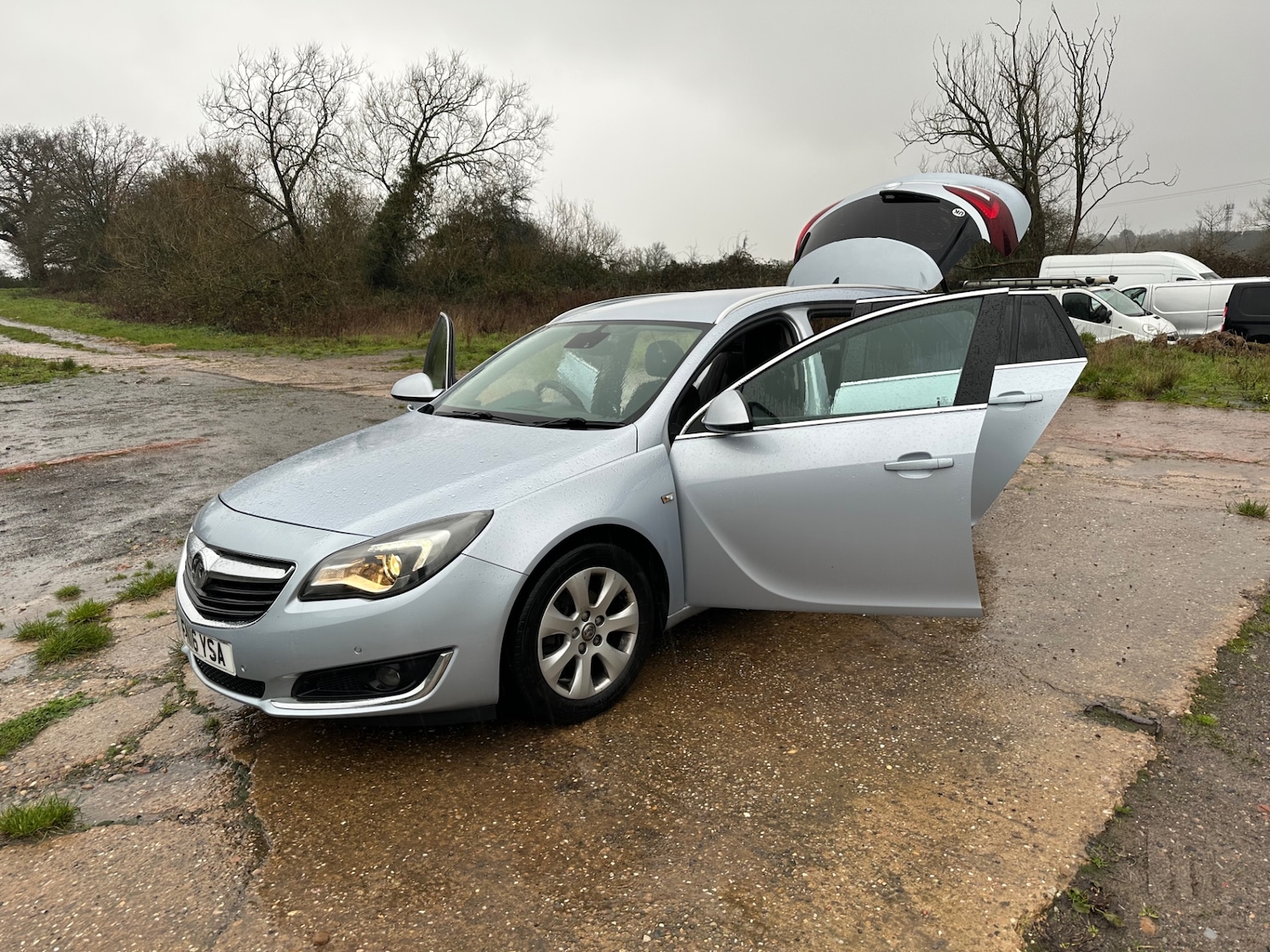Used Vauxhall Insignia 2016 for sale - 76982650: Photo 5