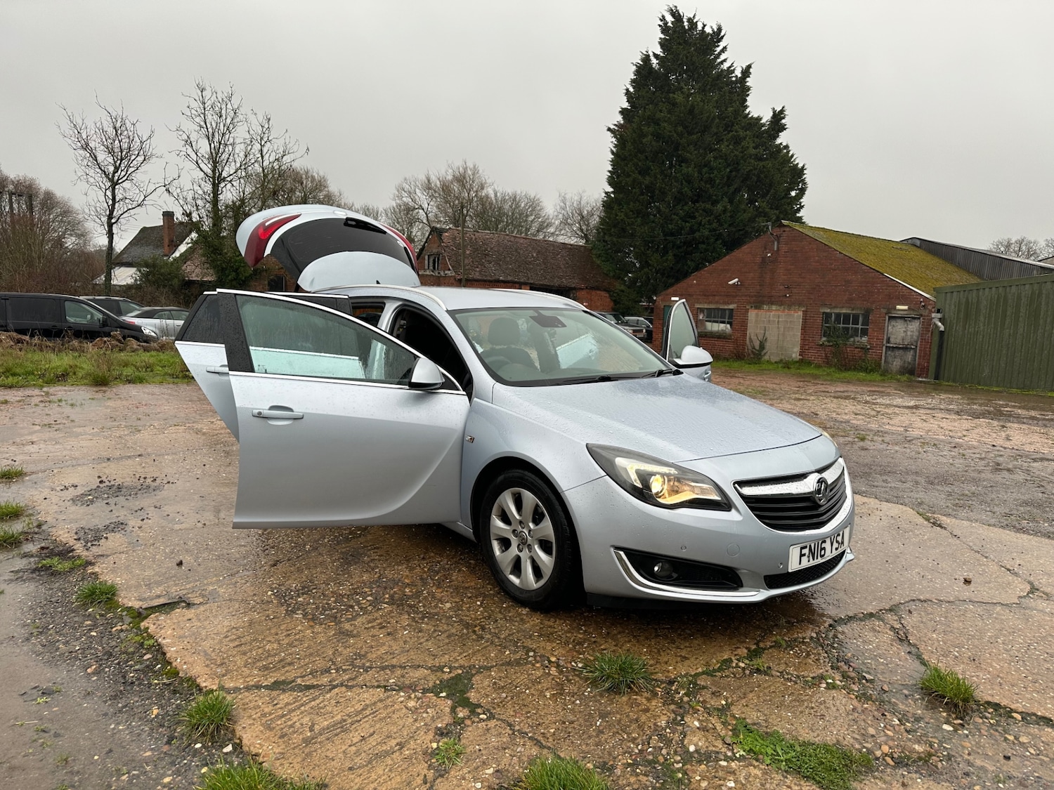 Used Vauxhall Insignia 2016 for sale - 76982650: Photo 6