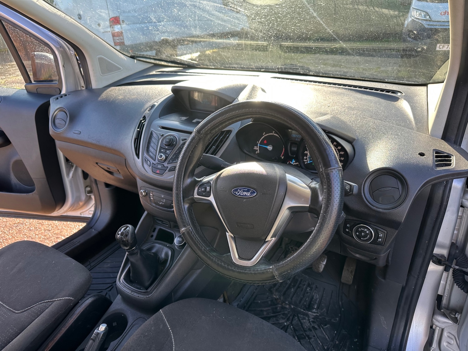 Used Ford Transit Courier 2015 for sale - 77245333: Photo 10