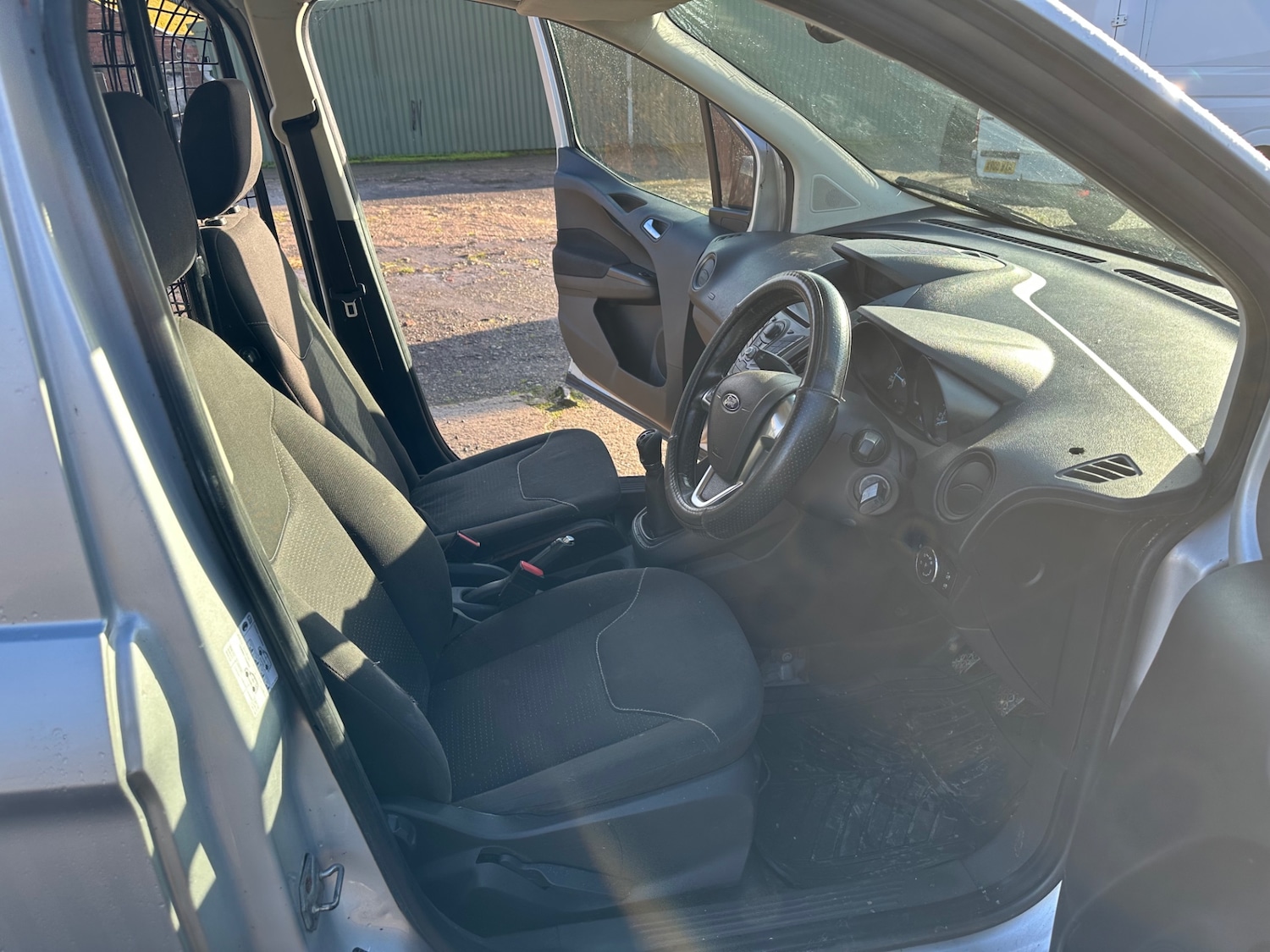 Used Ford Transit Courier 2015 for sale - 77245333: Photo 11