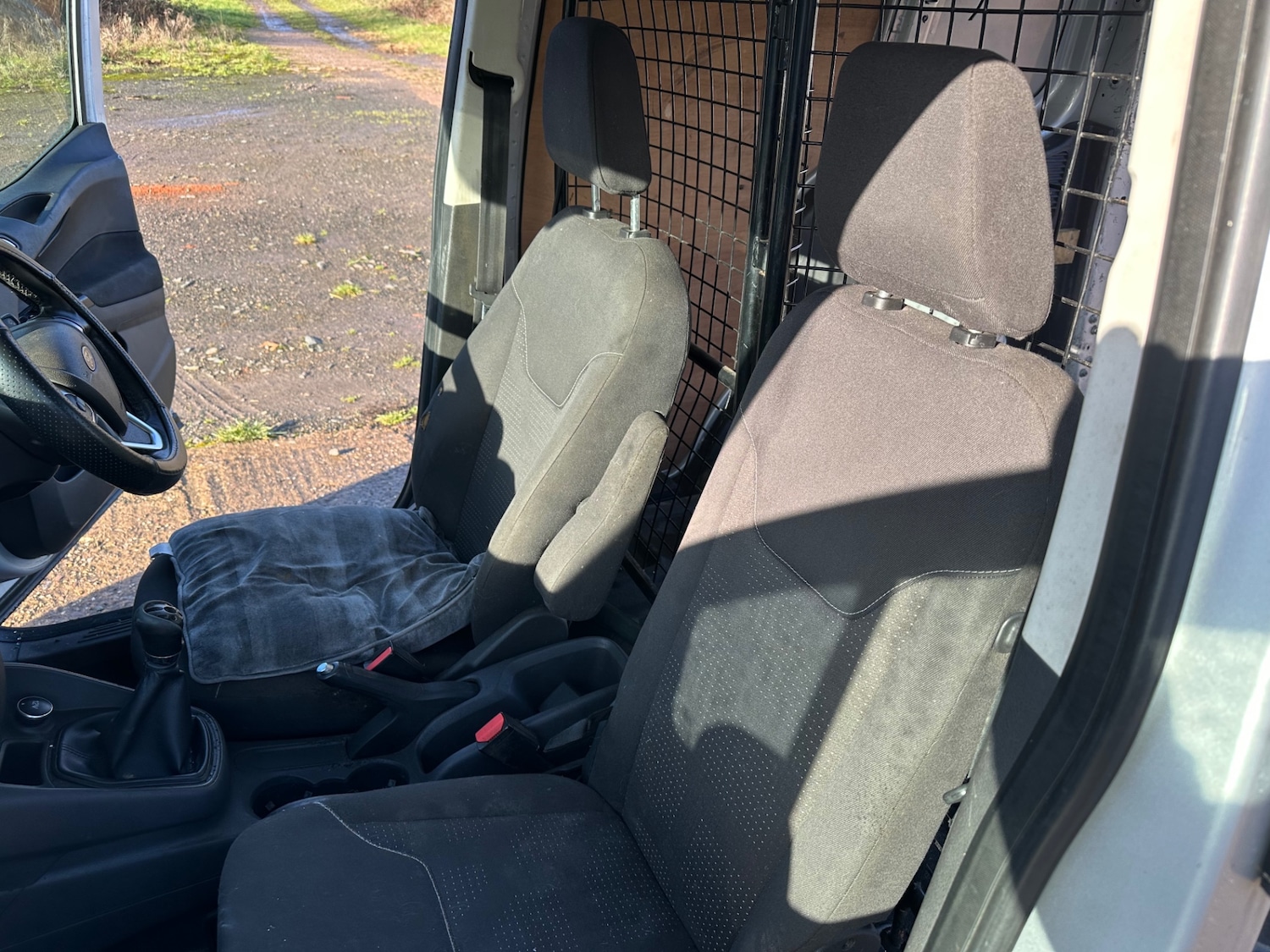 Used Ford Transit Courier 2015 for sale - 77245333: Photo 15