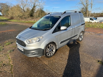 Used Ford Transit Courier 2015 for sale - 77245333: Photo