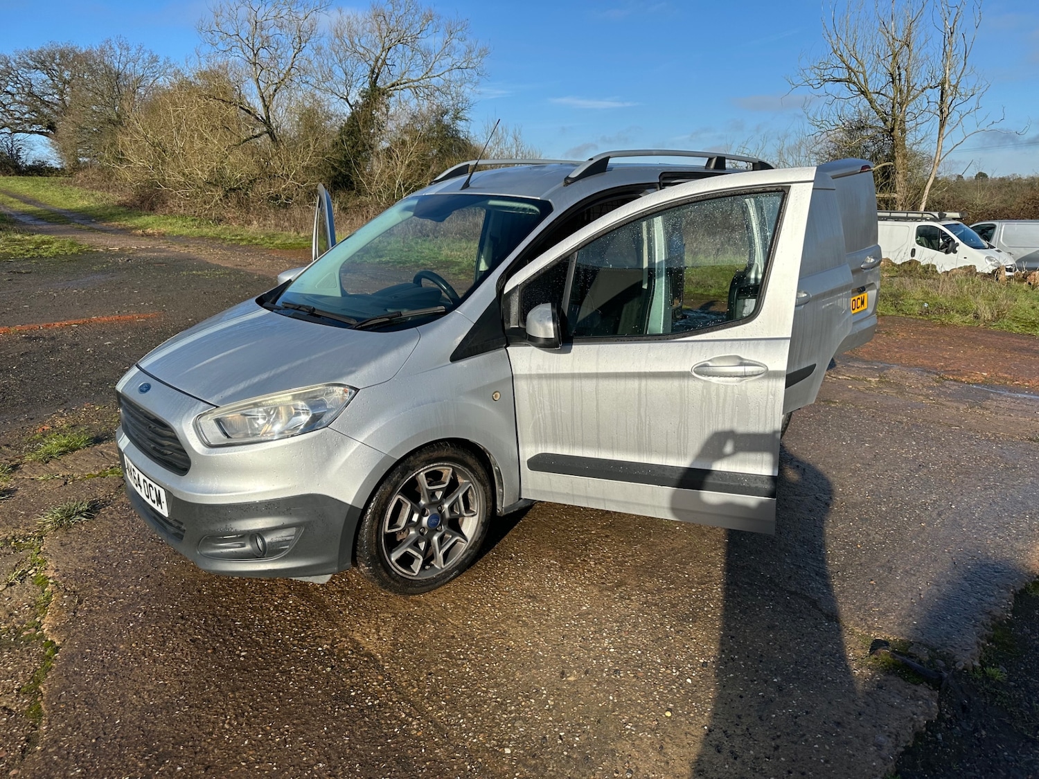 Used Ford Transit Courier 2015 for sale - 77245333: Photo 5
