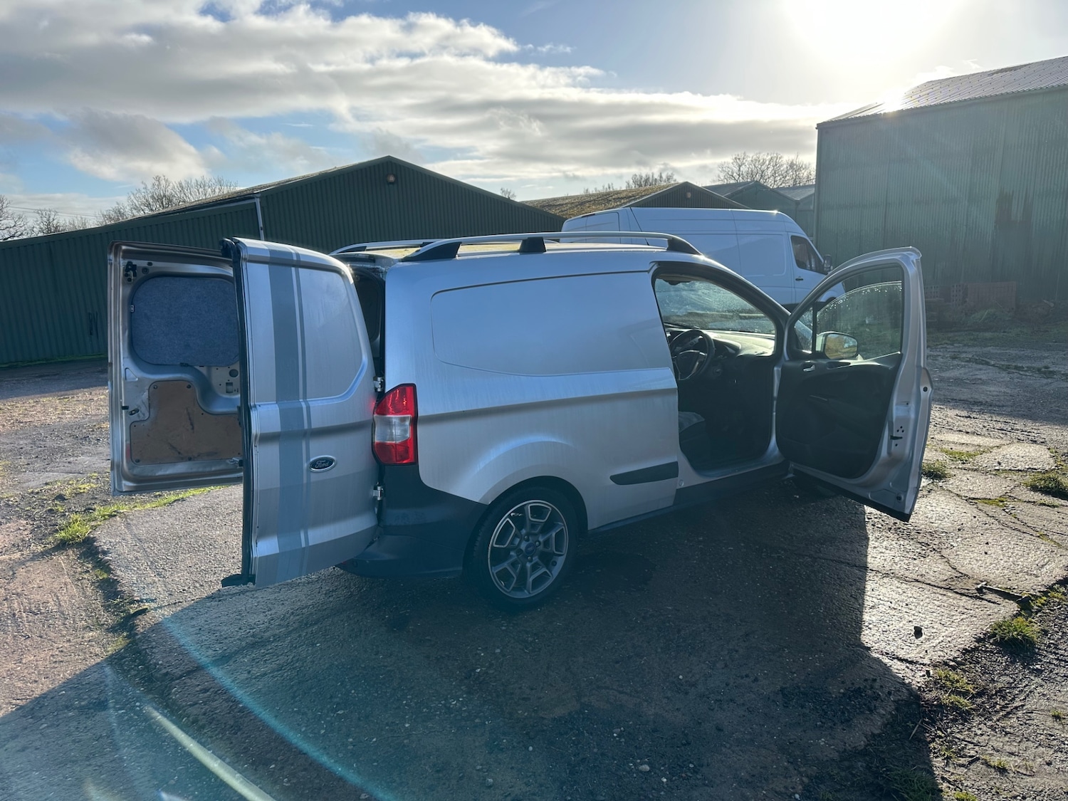 Used Ford Transit Courier 2015 for sale - 77245333: Photo 7