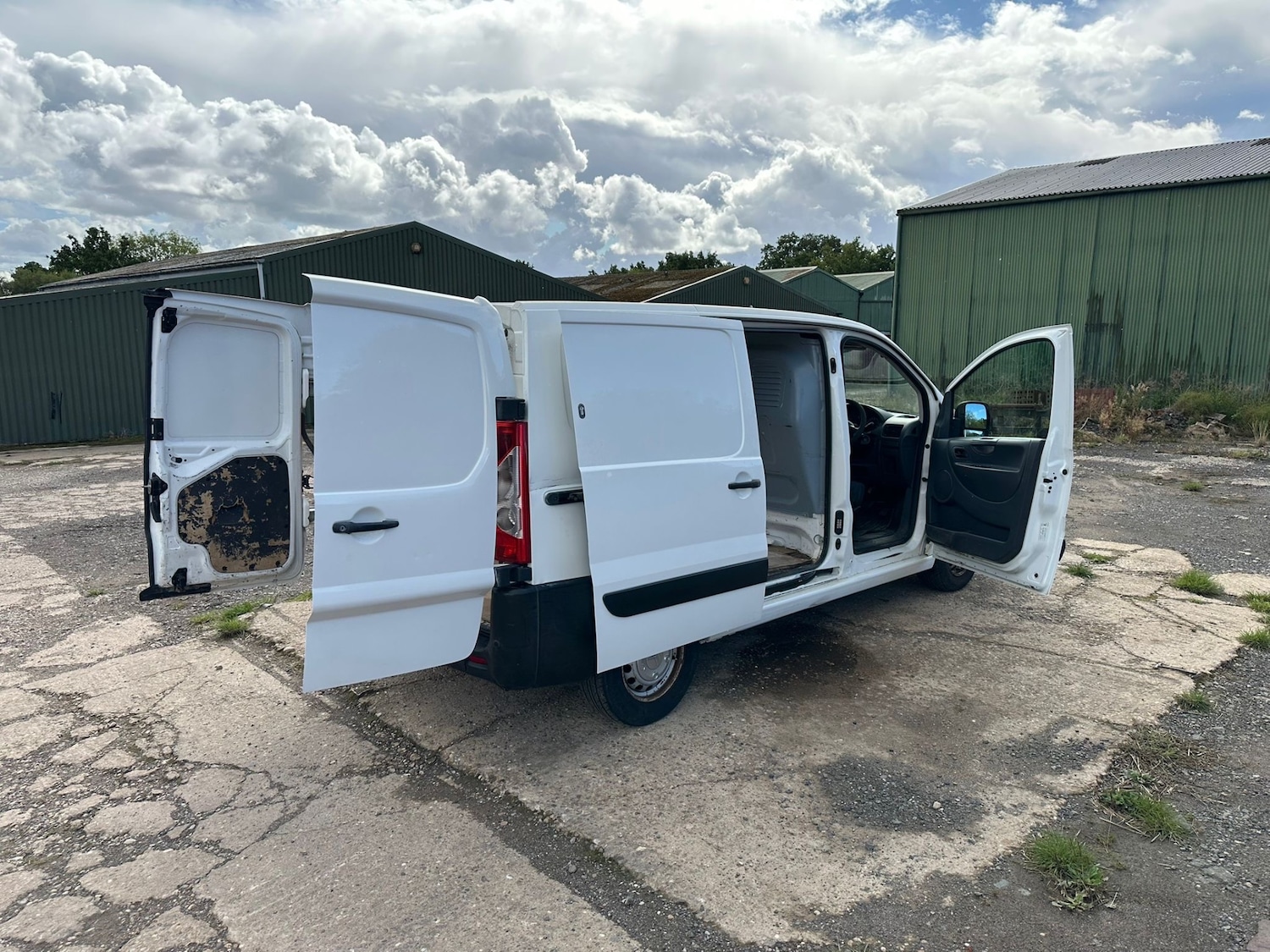 Used Citroen Dispatch 2014 for sale - 77148547: Photo 8