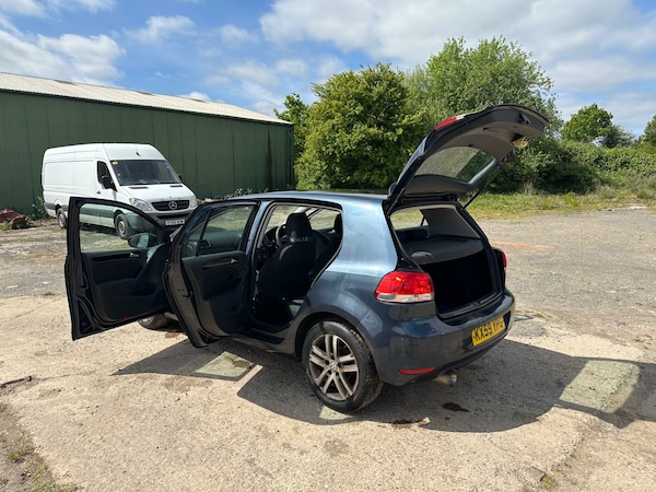 Used Volkswagen Golf 2009 for sale - 74524594: Photo 8