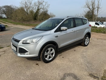 Used Ford Kuga 2015 for sale - 79812238: Photo