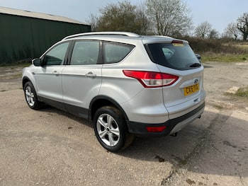Used Ford Kuga 2015 for sale - 79812238: Photo