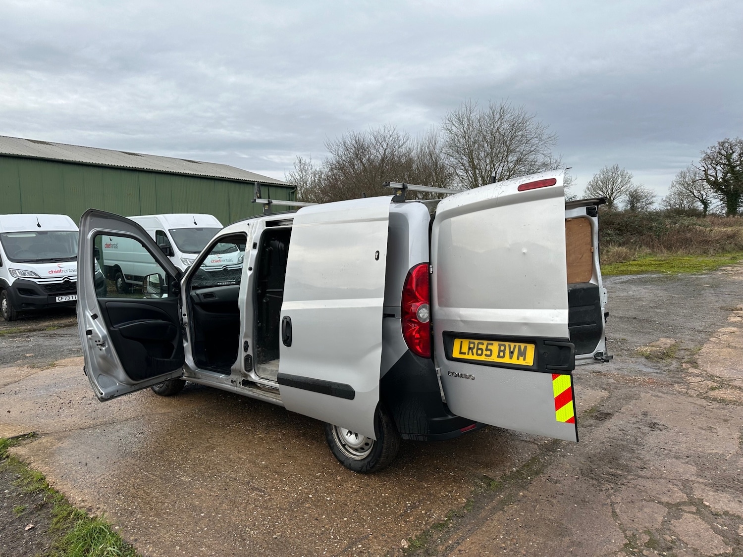 Used Vauxhall Combo 2015 for sale - 78143840: Photo 8