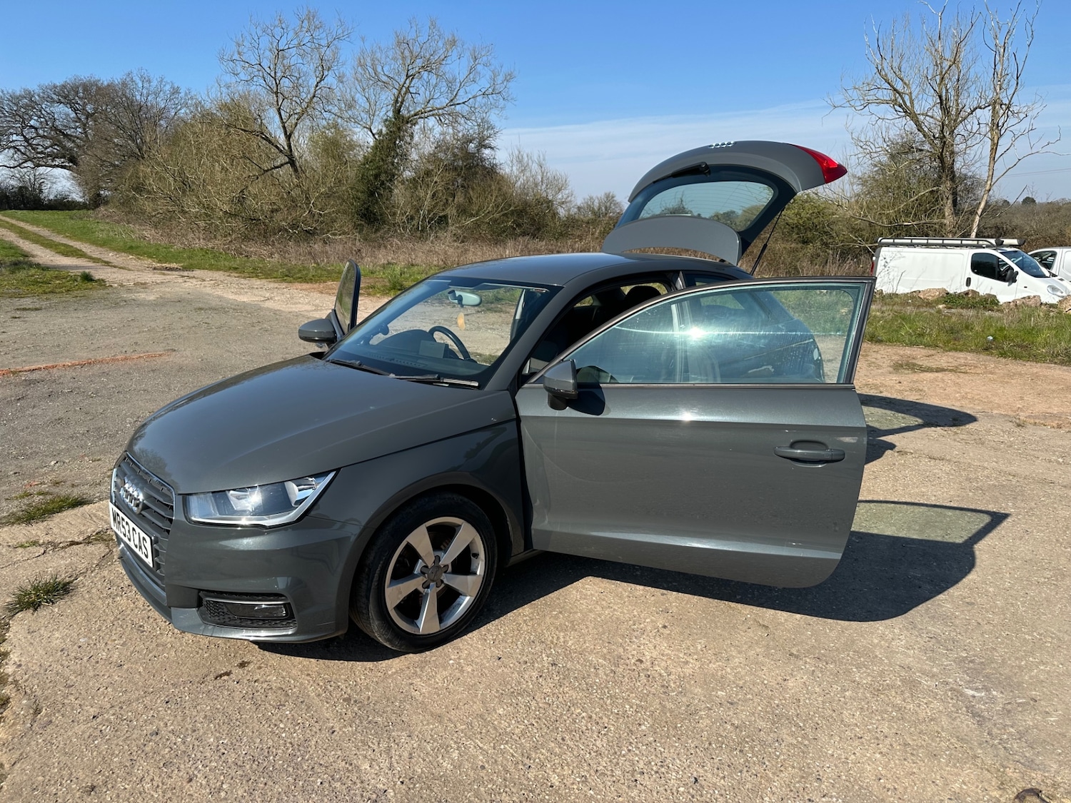 Used Audi A1 2016 for sale - 77947155: Photo 5