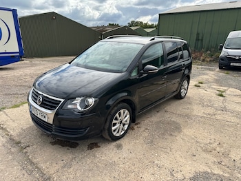 Volkswagen - Touran
