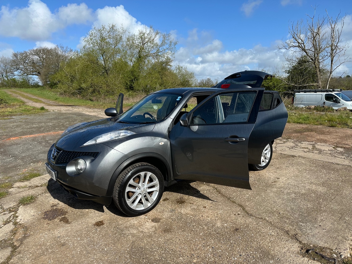 Used Nissan Juke 2011 for sale - 78211186: Photo 5
