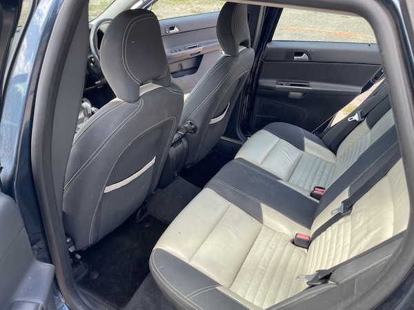 Used Volvo V50 2011 for sale - 75541912: Photo 15