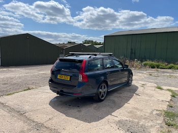 Used Volvo V50 2011 for sale - 75541912: Photo