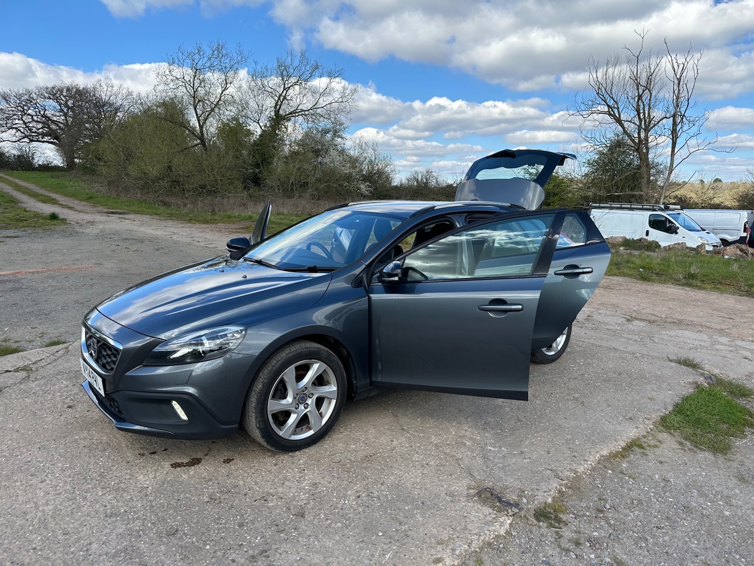 Used Volvo V40 2014 for sale - 78107703: Photo 5