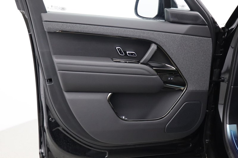 Used Land Rover Range Rover Sport 2025 for sale - 77011722: Photo 21