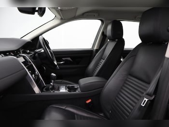 Used Land Rover Discovery Sport 2020 for sale - 76981925: Photo