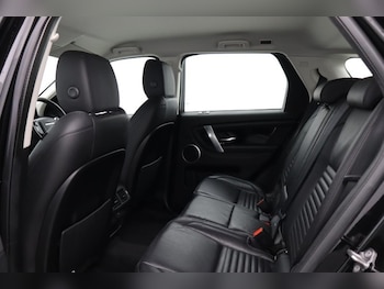 Used Land Rover Discovery Sport 2020 for sale - 76981925: Photo