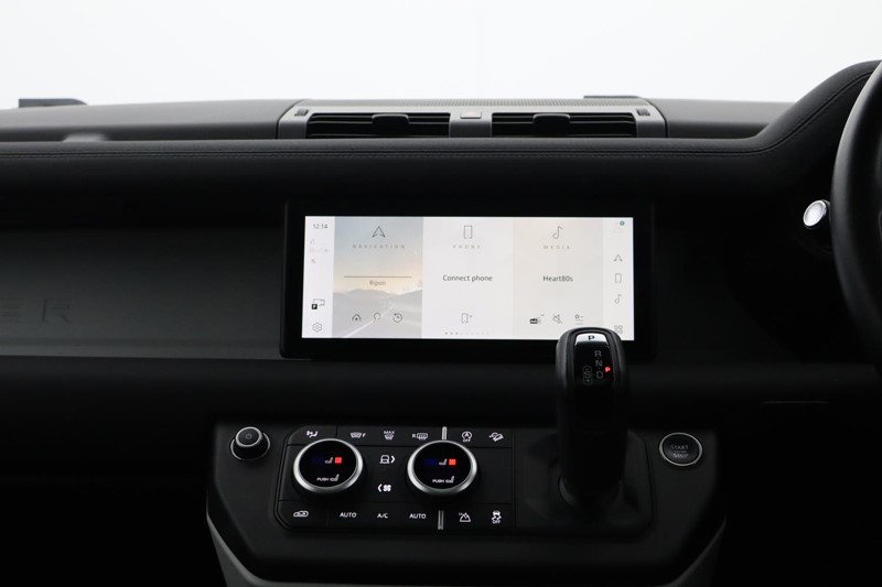 Used Land Rover Defender 2022 for sale - 77381073: Photo 14