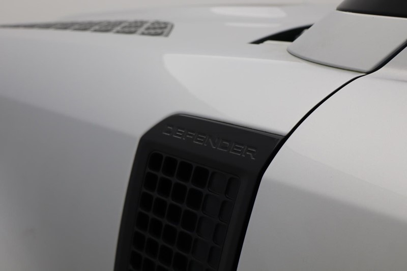 Used Land Rover Defender 2022 for sale - 77381073: Photo 25