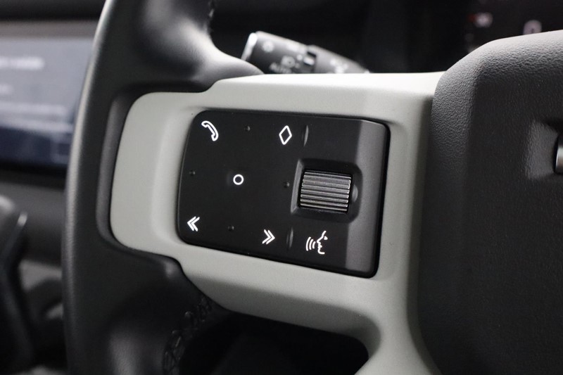 Used Land Rover Defender 2022 for sale - 77381073: Photo 34