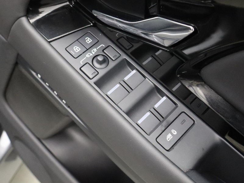 Used Land Rover Range Rover Evoque 2024 for sale - 77013189: Photo 33