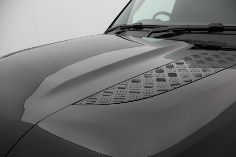 Used Land Rover Defender 2025 for sale - 77087671: Photo 40