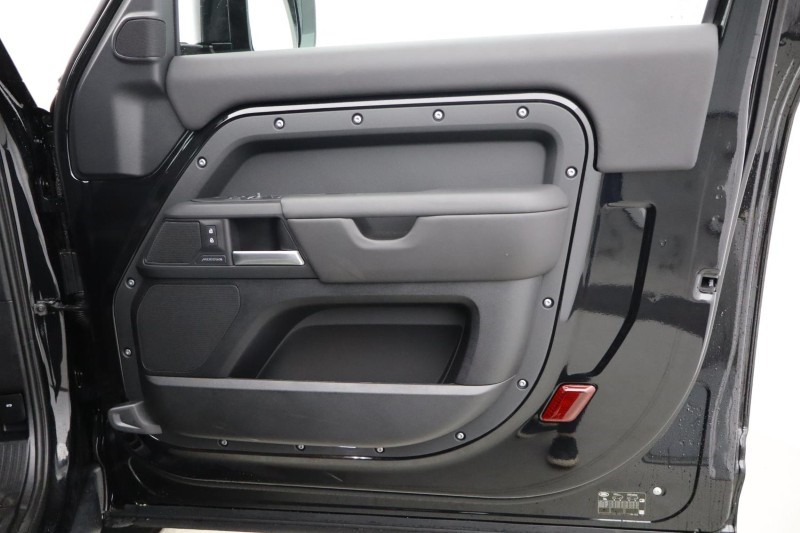 Used Land Rover Defender 2025 for sale - 77087671: Photo 53