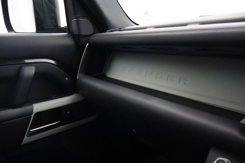 Used Land Rover Defender 2022 for sale - 78152752: Photo 38