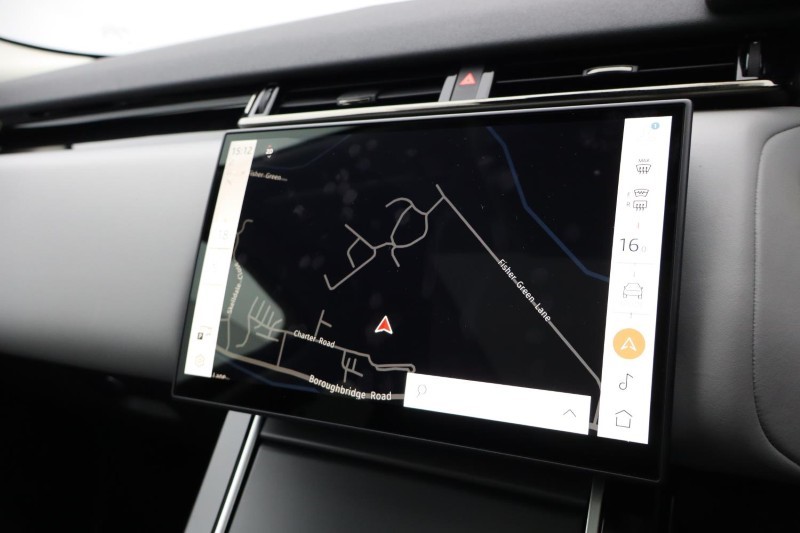 Used Land Rover Range Rover Velar 2024 for sale - 76981926: Photo 11