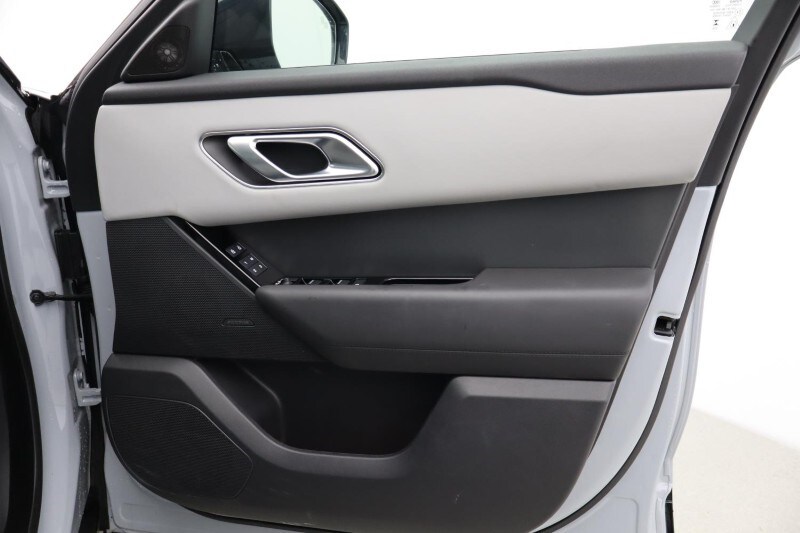 Used Land Rover Range Rover Velar 2024 for sale - 76981926: Photo 34