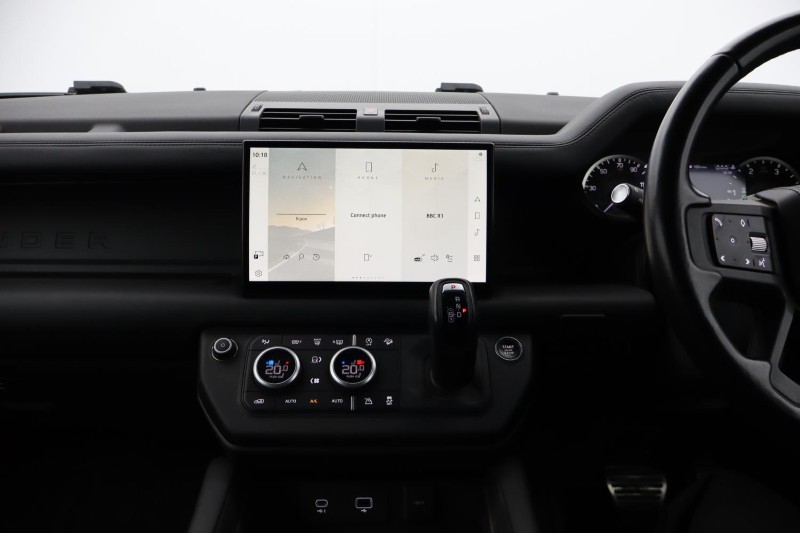 Used Land Rover Defender 2023 for sale - 76981818: Photo 14