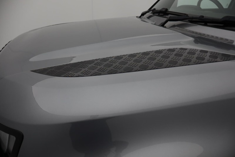 Used Land Rover Defender 2023 for sale - 76981818: Photo 27