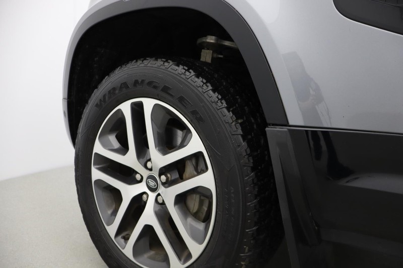 Used Land Rover Defender 2023 for sale - 76981818: Photo 29