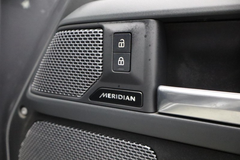 Used Land Rover Defender 2023 for sale - 76981818: Photo 38